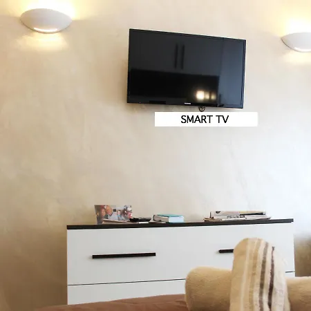 Stefy Apartment *